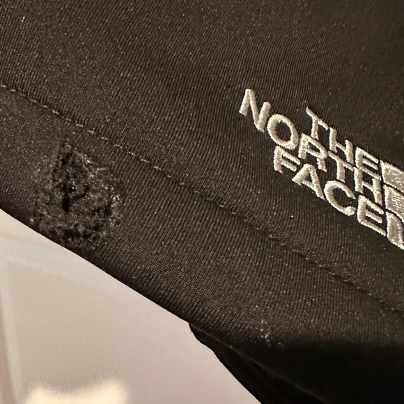 The North Face Black Vest - Picture 7 of 7